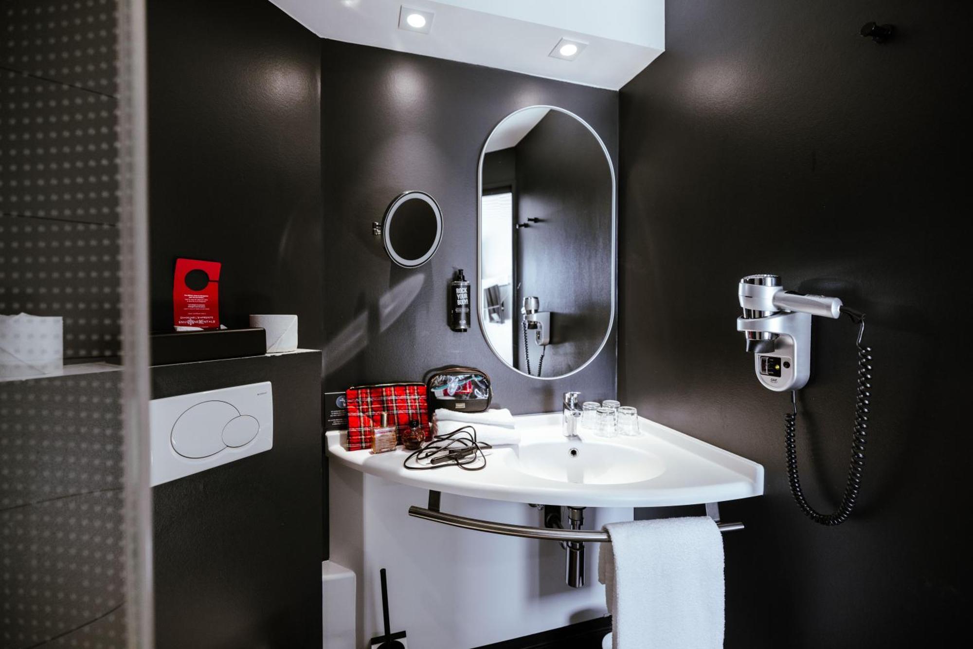 Ibis Luxembourg Aeroport Hotel